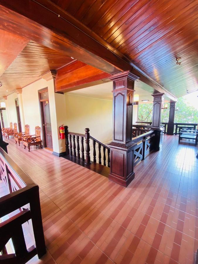 Luang Prabang Maison Vongprachan & Travel Luaran gambar