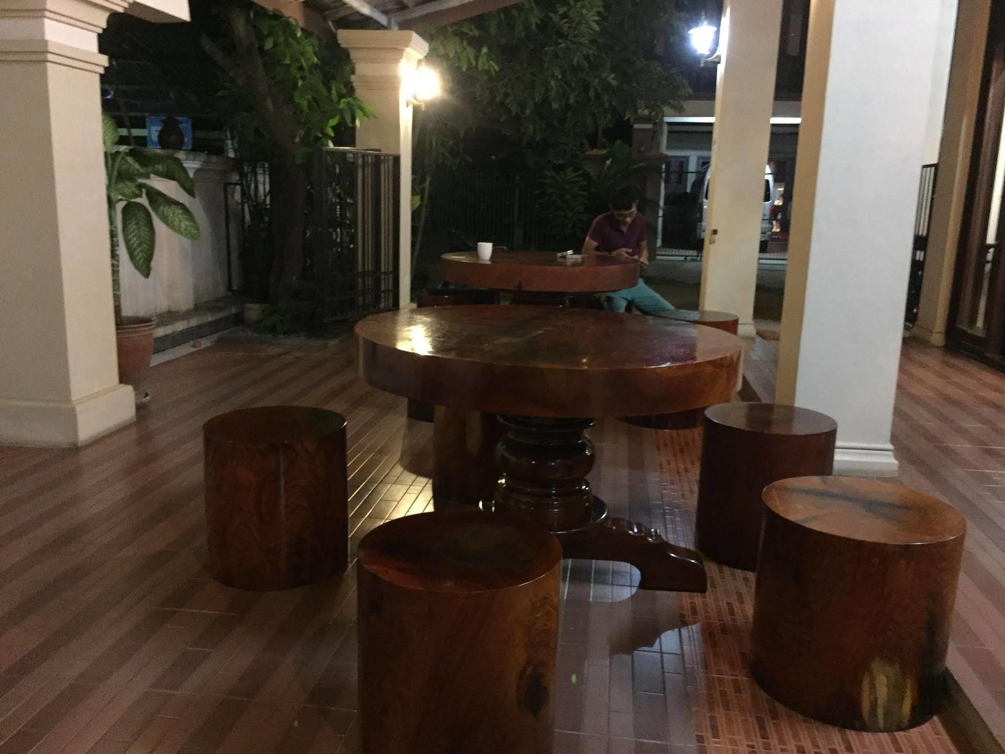 Luang Prabang Maison Vongprachan & Travel Luaran gambar