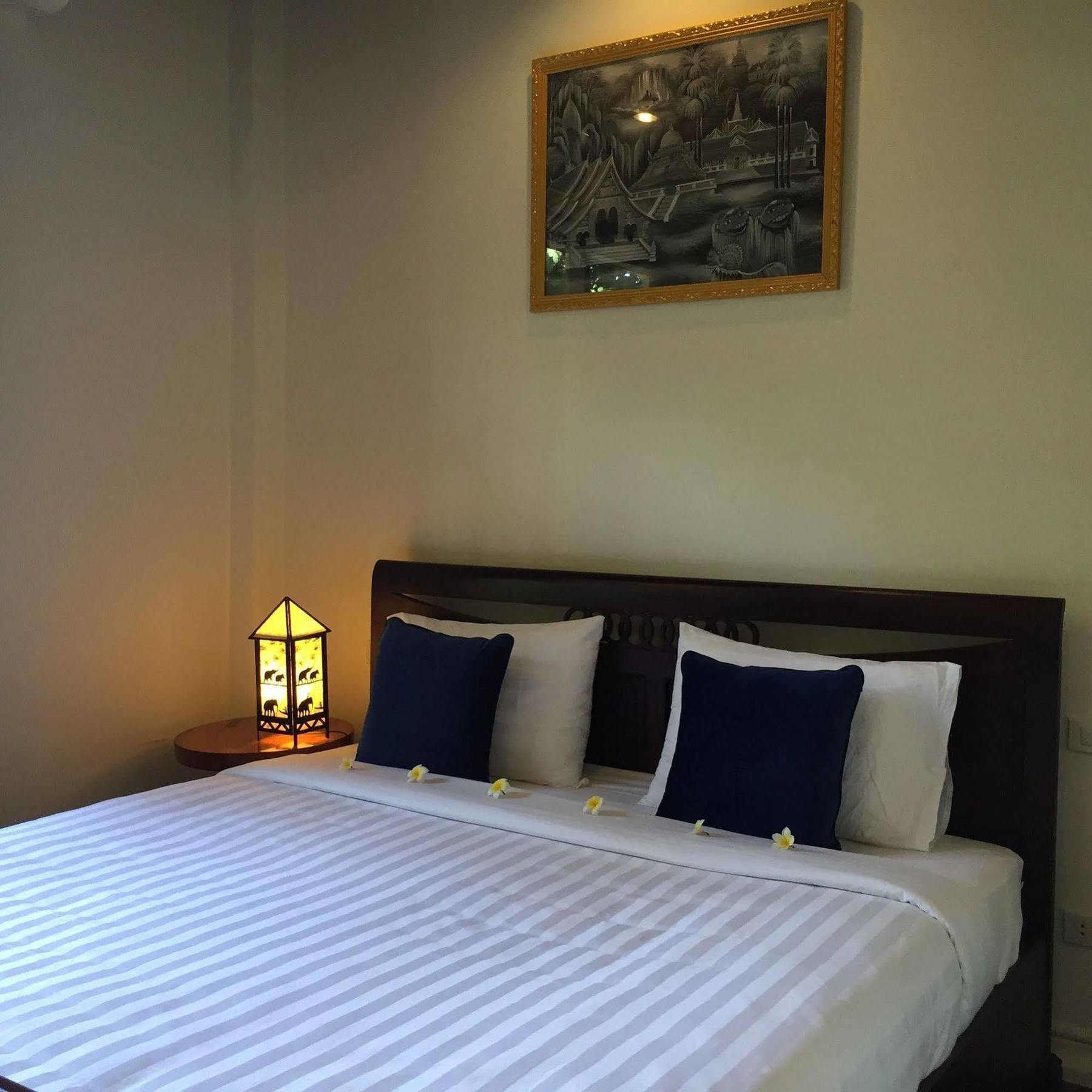 Luang Prabang Maison Vongprachan & Travel Luaran gambar